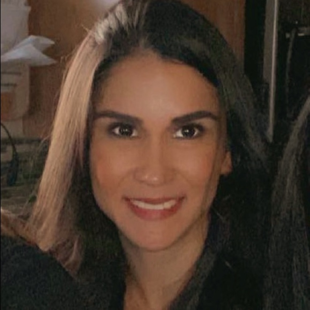 Meet your Posher, Gabriela